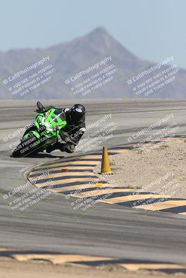 media/Oct-02-2025-Racers Edge (Thu) [[2c91cb6ab3]]/3-B Group/Session 4-Turn 12 (1pm)/